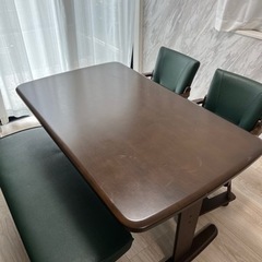 ダイニングテーブルセットの画像