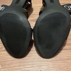 最終値下げ！CK カルバンクライン　ヒール　サンダルの画像