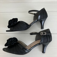 【船橋市】Marie Claire  マリクレール　ストラップ　パンプス24cm 黒　ブラック　1回着用の画像