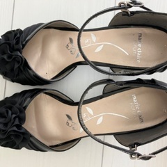 【船橋市】Marie Claire  マリクレール　ストラップ　パンプス24cm 黒　ブラック　1回着用の画像