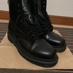 ドクターマーチン  8ホール