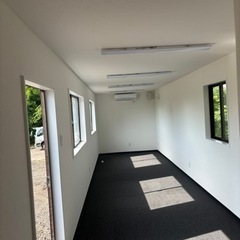 海上コンテナ事務所の画像