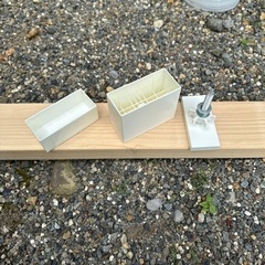 ツーバイフォーを突っ張るやつの画像