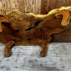 s0703601 テーブル 花 観賞用 インテリア 木製 飾りテーブル ちゃぶ台 一枚板 家具 ローテーブル 座敷机 和家具 天然木 原木 中古品の画像