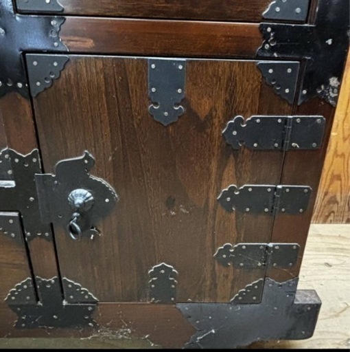 s0704605 箪笥 タンス 時代箪笥 当時物 和家具 アンティーク 珍品 引き出し インテリア 和箪笥 和タンス レトロ 民芸家具