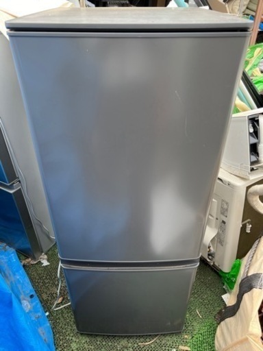 ■2022年製美品★　三菱電機 ボトム冷凍室2ドア冷蔵庫 146L★ MR-P15G-H マットチャコール■