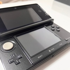 【配送可能】ニンテンドー3DS一式 コスモブラック 本体 充電器の画像