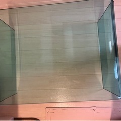 アクリルテーブルの画像