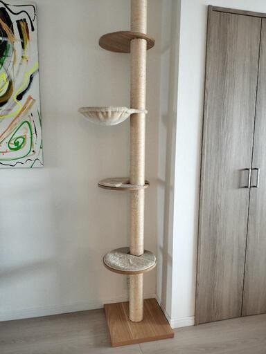 爪とぎ付　キャットタワー　美品