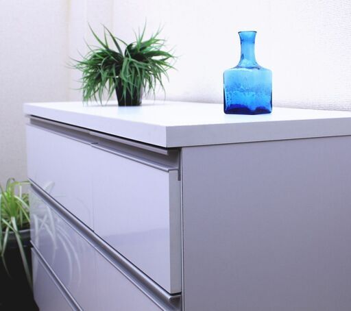 新品未使用 120cmローチェスト ハイグロス 光沢 ホワイト