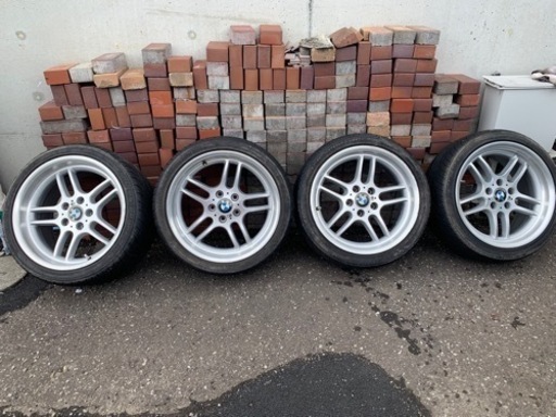 【取引中】BMW 18インチ　タイヤ、ホイール
