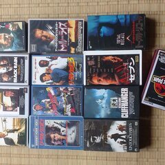 映画ビデオソフト　４２本　VHS＜パニック、サスペンス、戦争アクションほか＞の画像