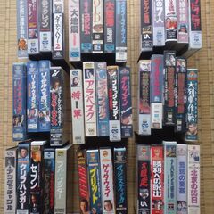 映画ビデオソフト　４２本　VHS＜パニック、サスペンス、戦争アクションほか＞の画像