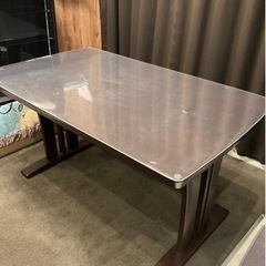 ダイニングテーブル
