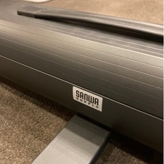 プロジェクタースクリーン100インチの画像