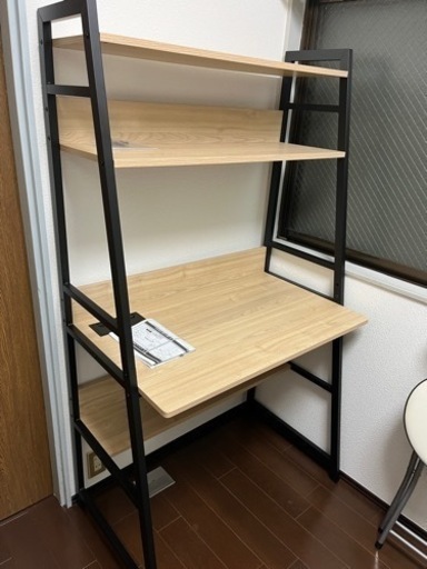 組み立てデスク　未使用