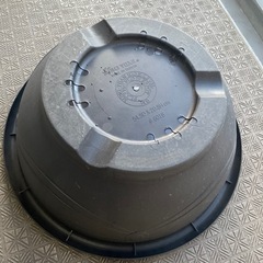 メダカ鉢の画像