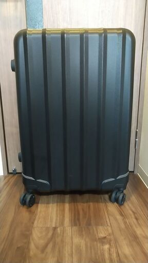 【ジャンク】大型軽量キャリーバッグ(黒)