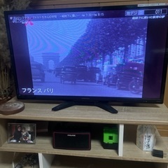 テレビ　32型