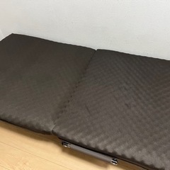 ニトリ　折りたたみシングルベッド 7/29〜8/7受け渡し希望