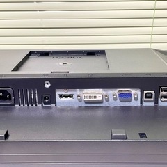 [箱有]未使用ケーブル付！モニター DELL P2210t 22インチ 1680×1050の画像