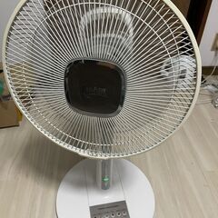 【お決まり】日立(HITACHI) 2012年製扇風機　【住所確...