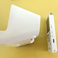 ソニー  SONY ポータブルラジオICレコーダー ICZ-R100■FM/AMラジオ予約録音機能搭載 8GBメモリ内蔵の画像