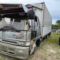 日野トラックレンジャーハイグレードの画像