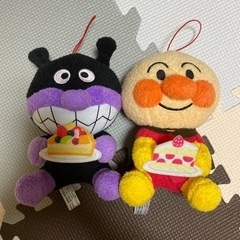 アンパンマン　バイキンマンぬいぐるみ