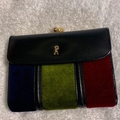ロベルタディカメリーノ　バックと財布の画像