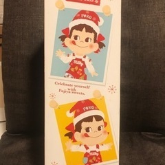 【値下げ】2009年クリスマスペコちゃん人形　サンタの画像
