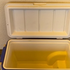 コールマンホイールクーラーボックス45Lの画像