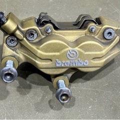 バイク HONDA NC31 用　フロントブレンボキャリパーの画像