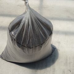 自宅庭の残土をさし上げますの画像