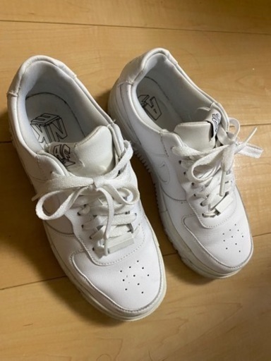 NIKEエアフォース1  サイズ23.0