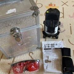 レーザー墨出し