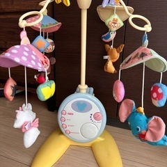 【超美品】ディズニー キャラクターズ 折りたたみベビーベッドにも...