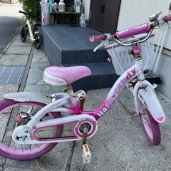子供用　16インチ　女の子
自転車 クロスバイク