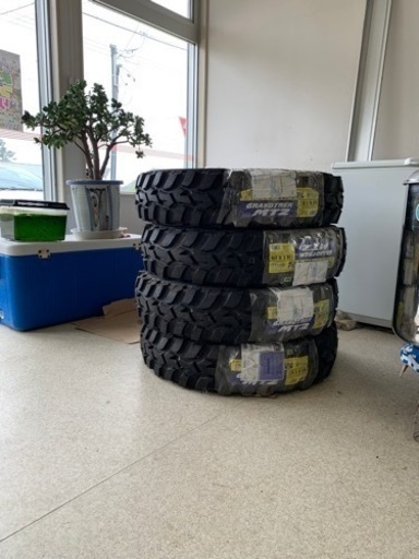 ランクルナロー　グラントレックマッドタイヤ7.50-16 新品未使用