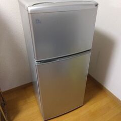 冷蔵庫　譲ります