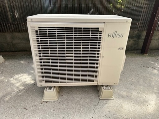 富士通　10畳用エアコン　取付工事費込