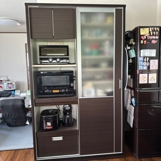 受け渡し者様決定しました。食器棚 希望のお値段教えてください。