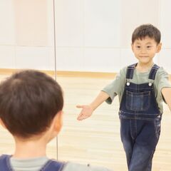 練馬駅前ダンススクール　初心者、はじめたての方大歓迎！キッズダンスからエクササイズダンスもあり、お子様から大人まで楽しめる充実のレッスン内容の画像