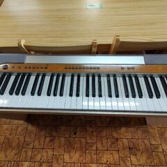 電子ピアノPX-110の画像