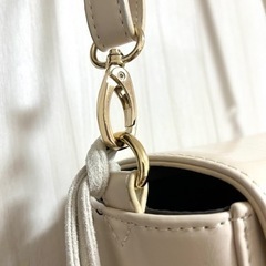 白ショルダーバッグ👜の画像