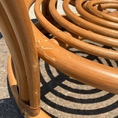 丸型 テーブル 硝子 お洒落 机 アンティーク  レトロ アジアンなど好きな方に！の画像