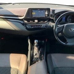 車検は丸っと2年あり🚗納車は自宅付近で🗾【トヨタ Ｃ－ＨＲ 　Ｇ】の画像