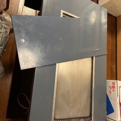 お取引中　　鉄板付テーブルの画像