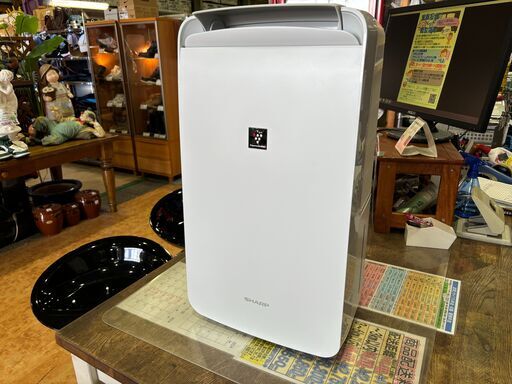【愛品館 市原店】SHARP　2022年製　衣類乾燥除湿機　CM-P100-W 　【愛市IJ4017084-104】