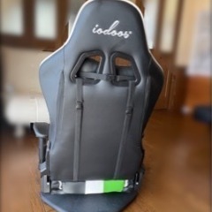 ゲーミングチェアの座椅子タイプです。の画像